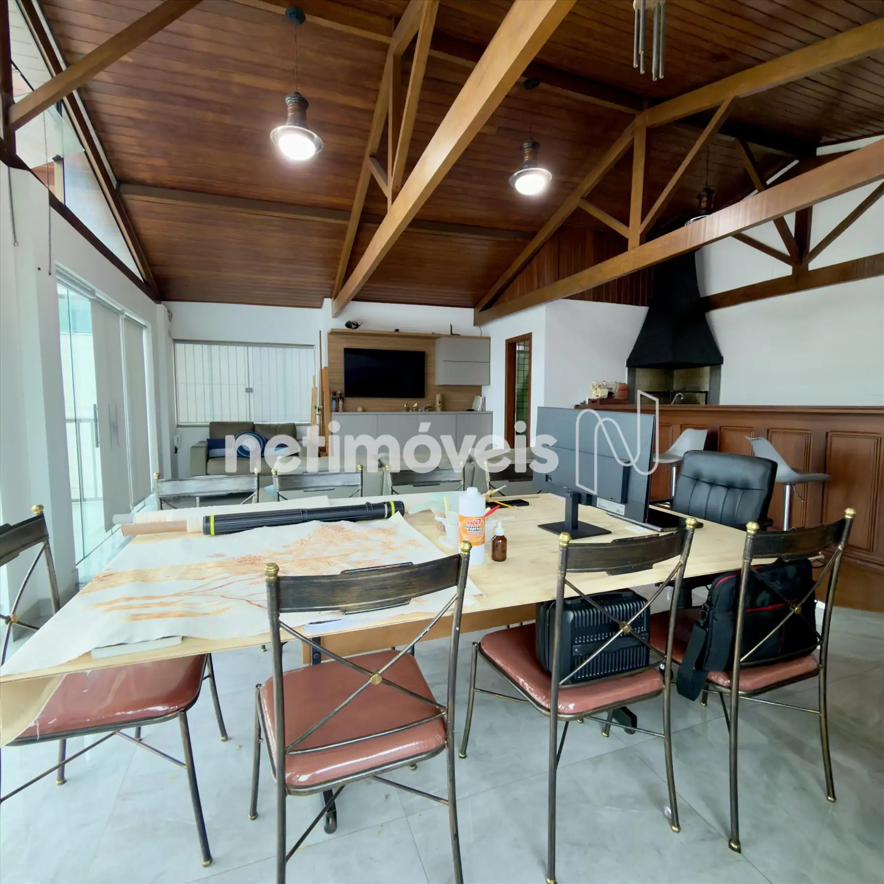 Salão, espaço goumert andar superior