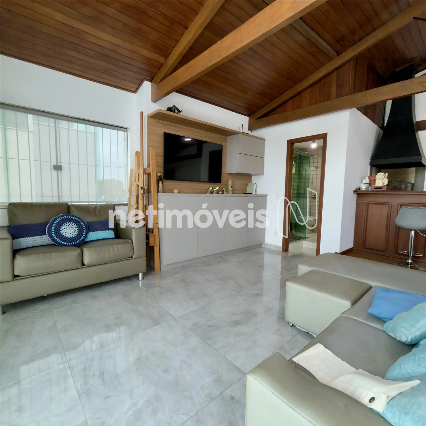 Sala de TV, andar superior