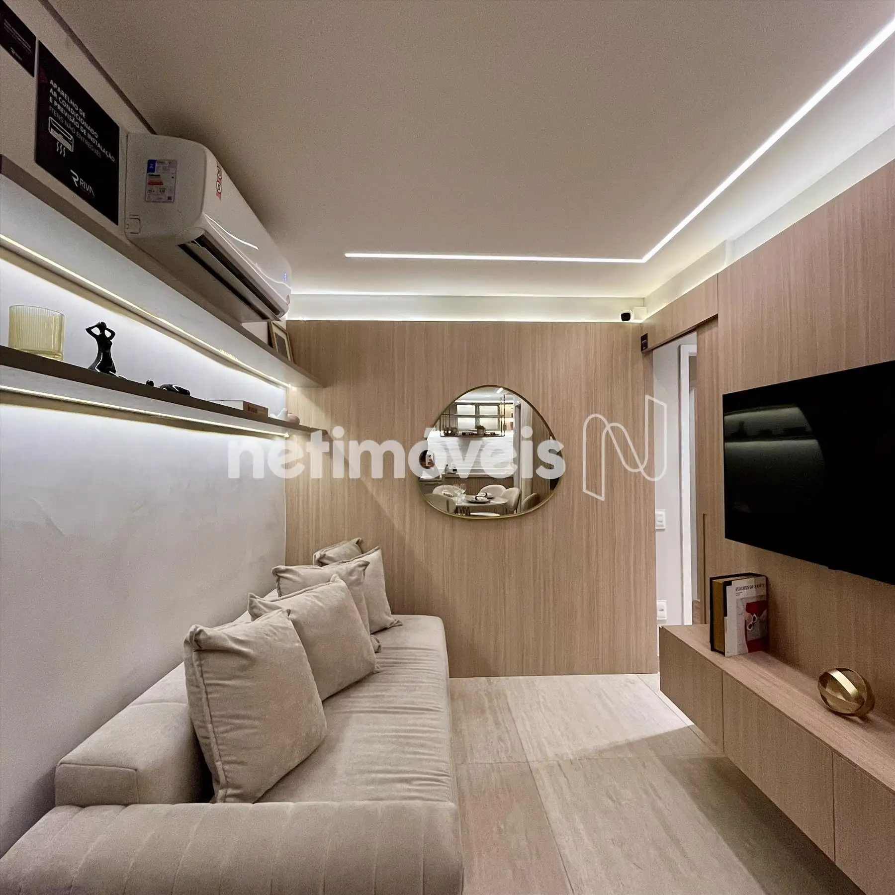 Sala de estar com previsão para ar
