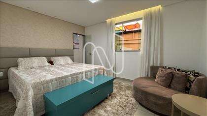 Quarto casal, suíte master.