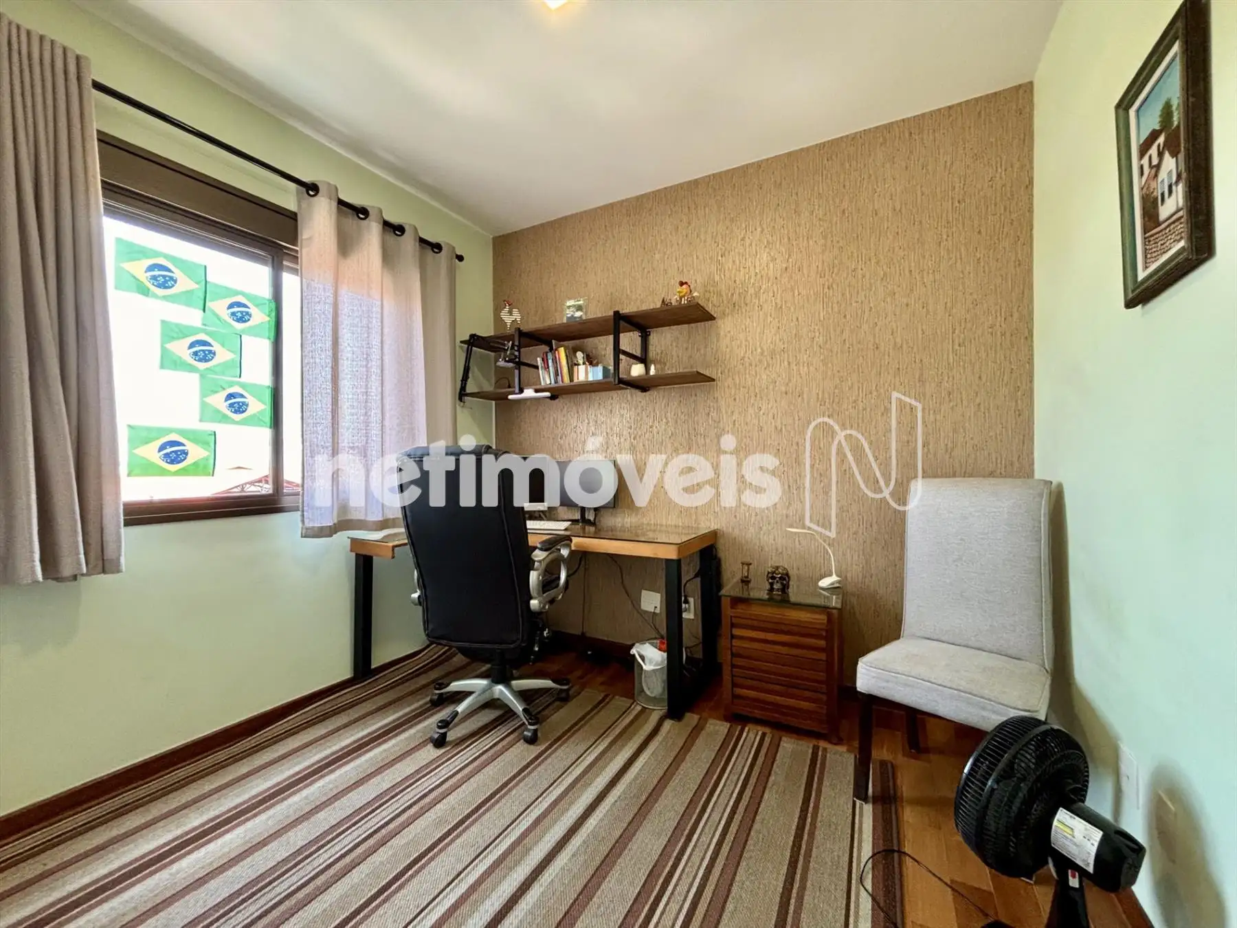 Quarto 2, outro ângulo