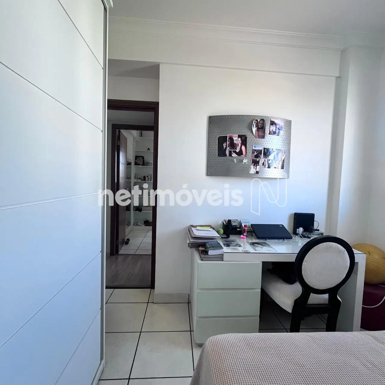 quarto 2 outro angulo