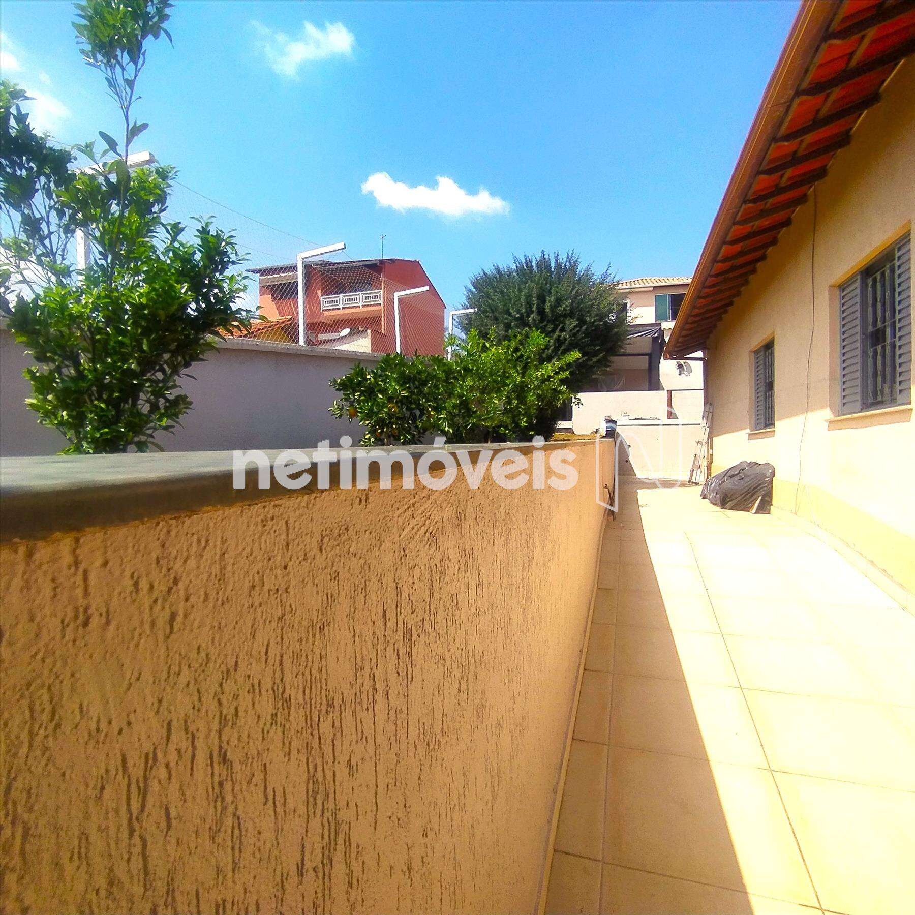 Área externa da casa outro ângulo