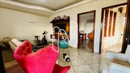 Sala de estar, outro ângulo