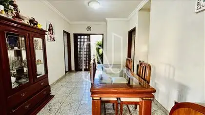 Sala de Jantar, outro ângulo.