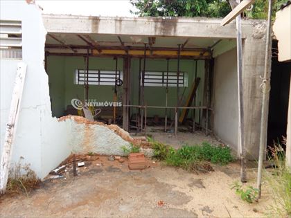    Terreno outro ângulo.