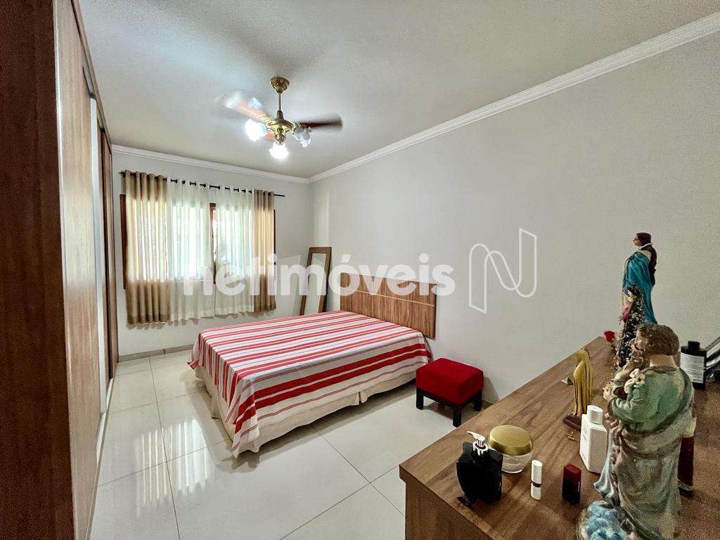 Quarto 4 outro ângulo