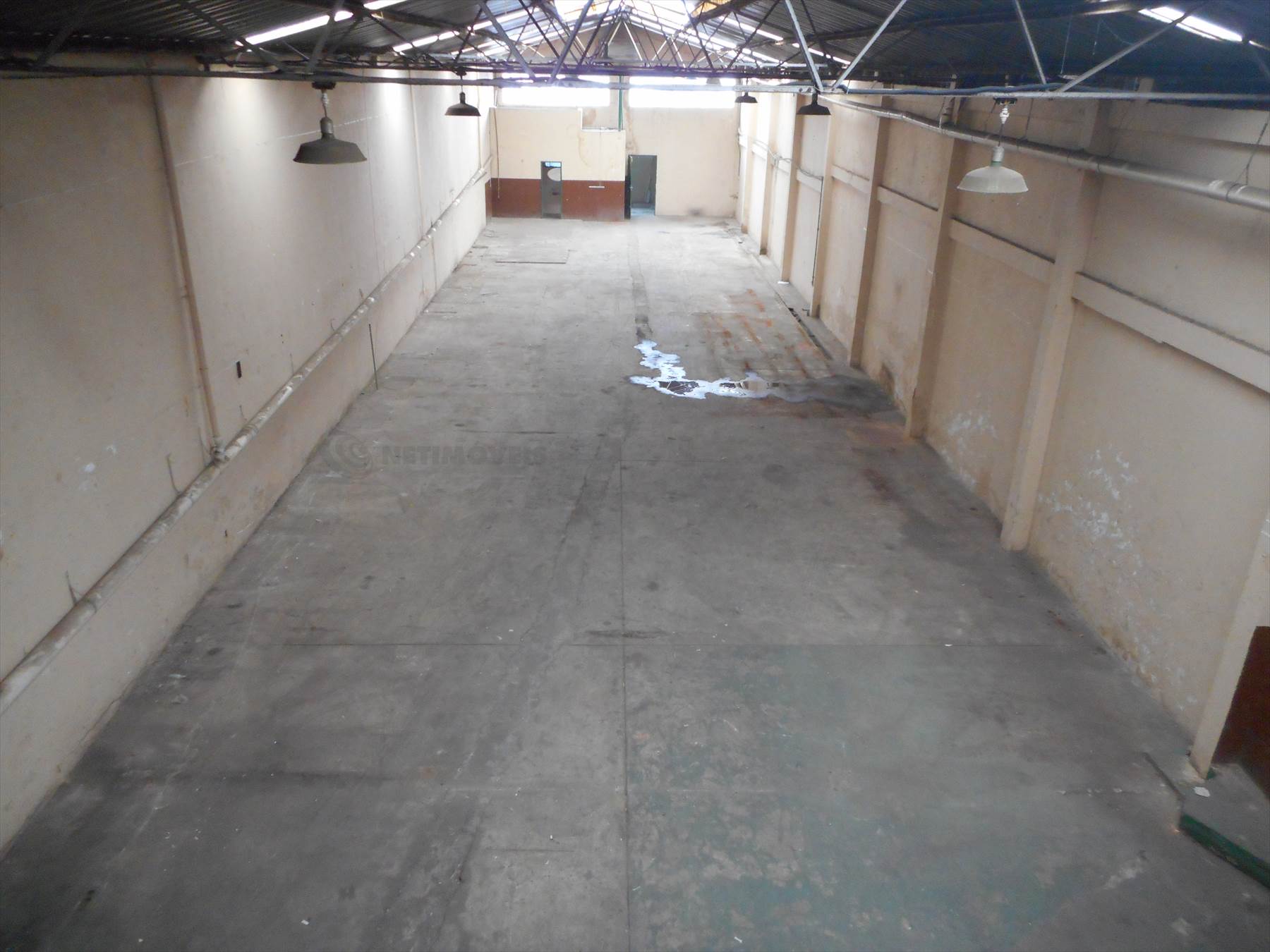 Galpão para comprar com 537 m², 3 banheiros em Rua Mariana, Bonfim, Belo Horizonte