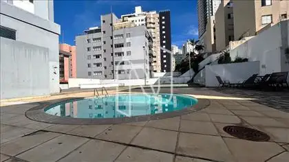 Área Piscina