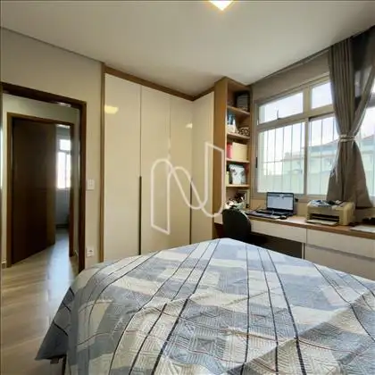 Quarto casal, outro ângulo