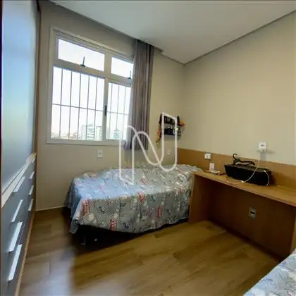 Quarto solteiro, outro ângulo