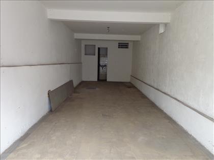 Loja 03/banho social/garagem 