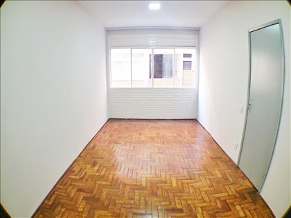 Quarto amplo