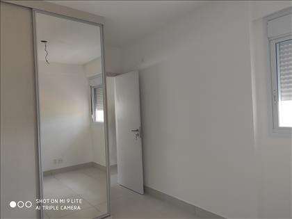 Quarto 2 outro ângulo