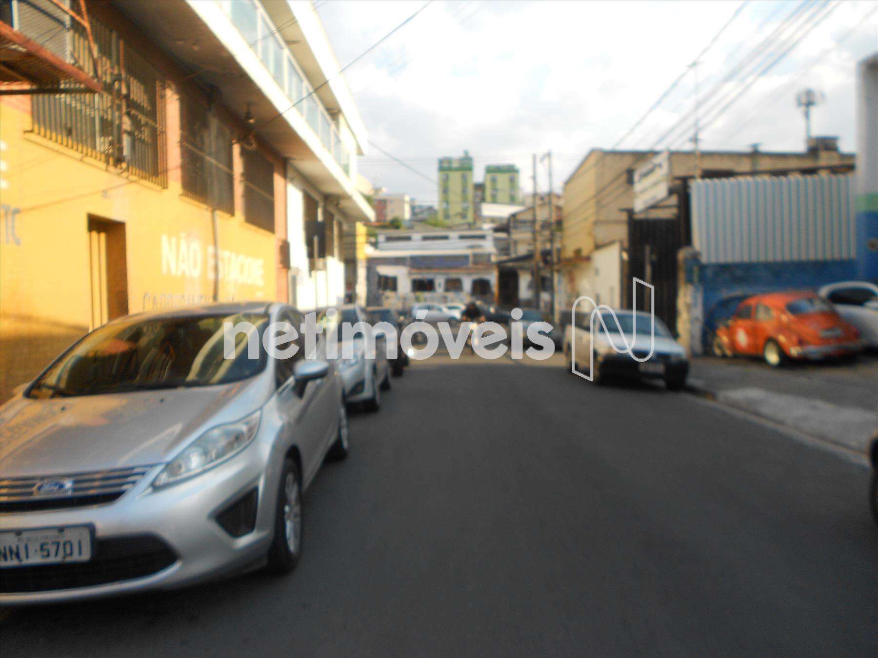 50 metros da Avenida Pedro ll