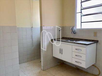 Cozinha armário outro ângulo