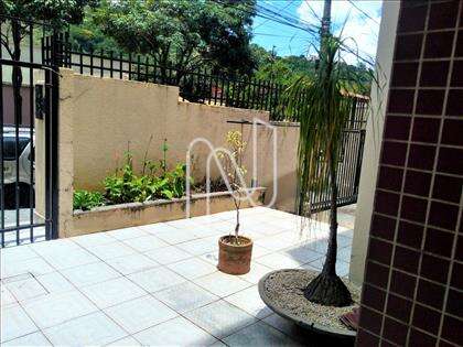 Entrada para o residencial / Jardim