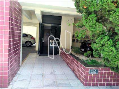 Entrada para o residencial / Jardim