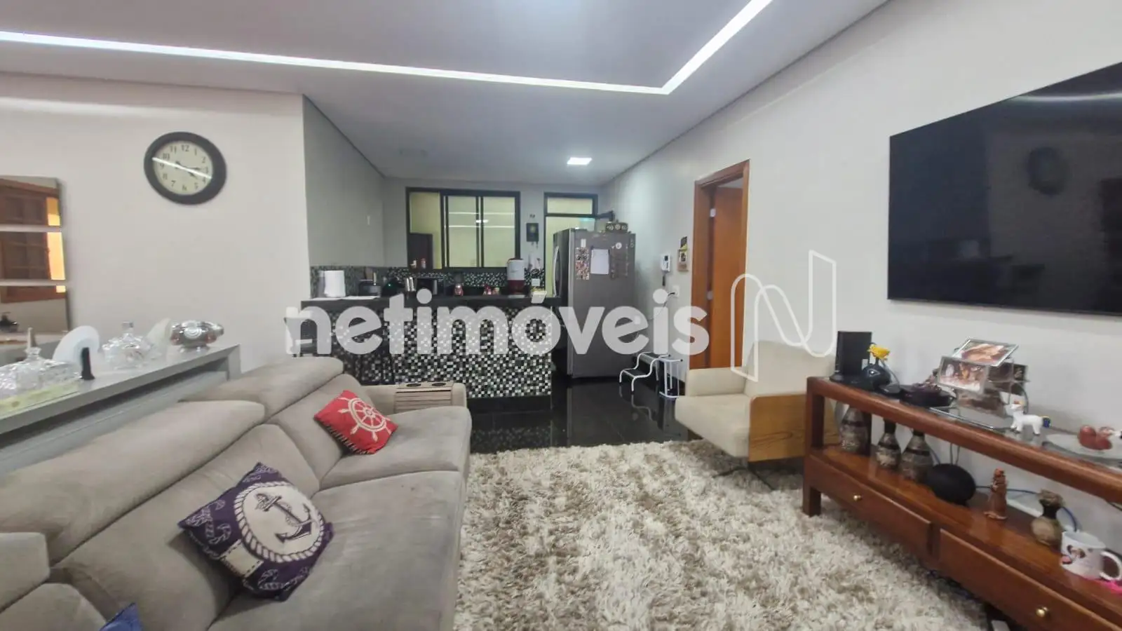 Sala de outro ângulo