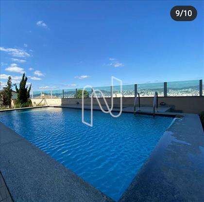 Piscina do prédio