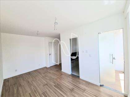 Quarto da Suíte, banho e varanda