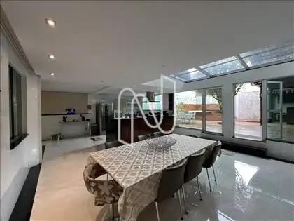 Sala de Jantar anexa a cozinha 