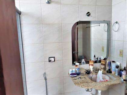 BANHEIRO SUITE PRIMEIRO PAVIMENTO