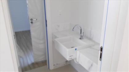 BANHEIRO SEMI SUITE