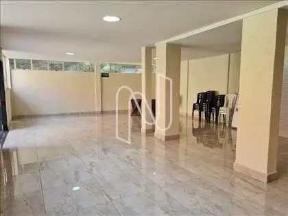 Salão de festas com área gourmet