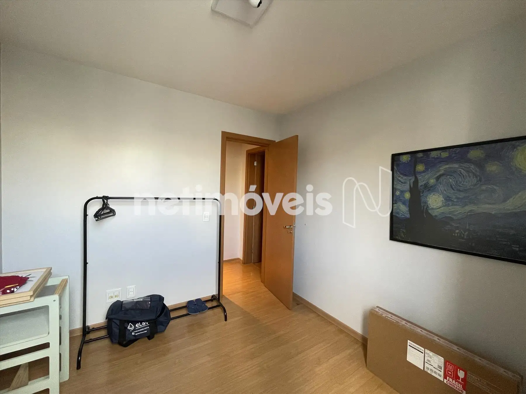 Quarto (sem armário)