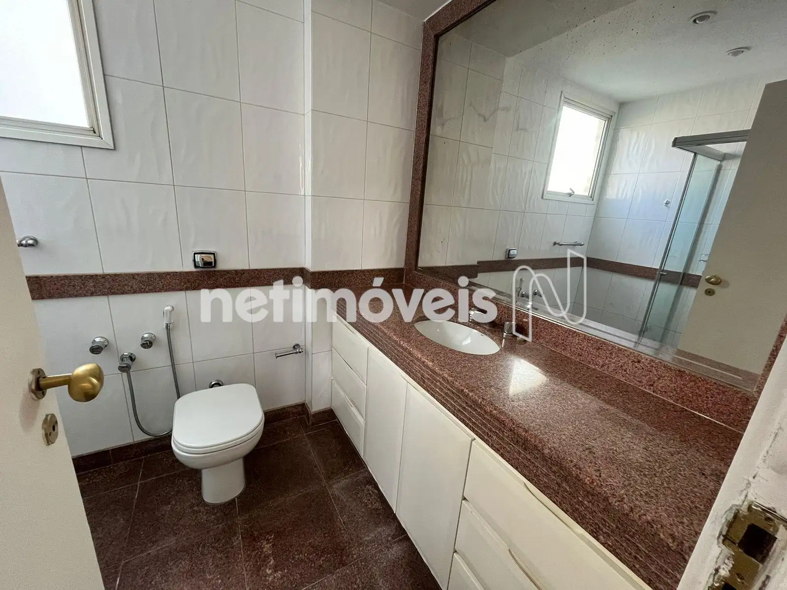 Banho suíte principal