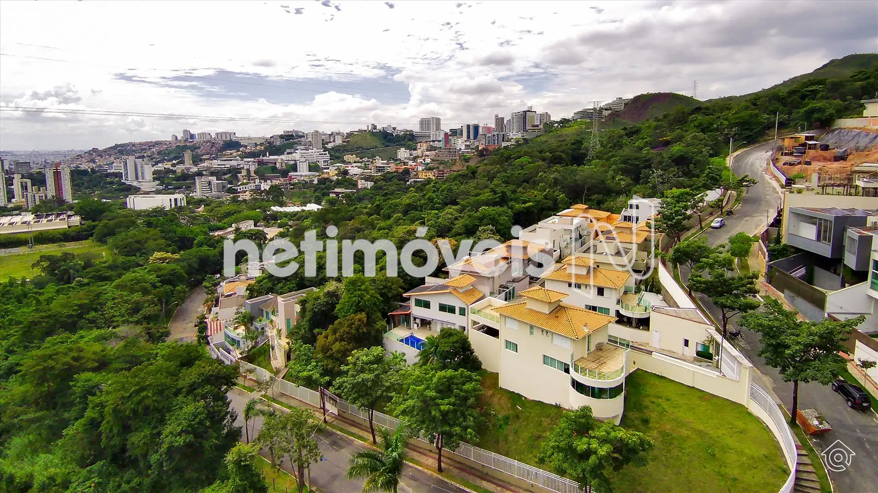 VISTA AÉREA DO CONDOMÍNIO