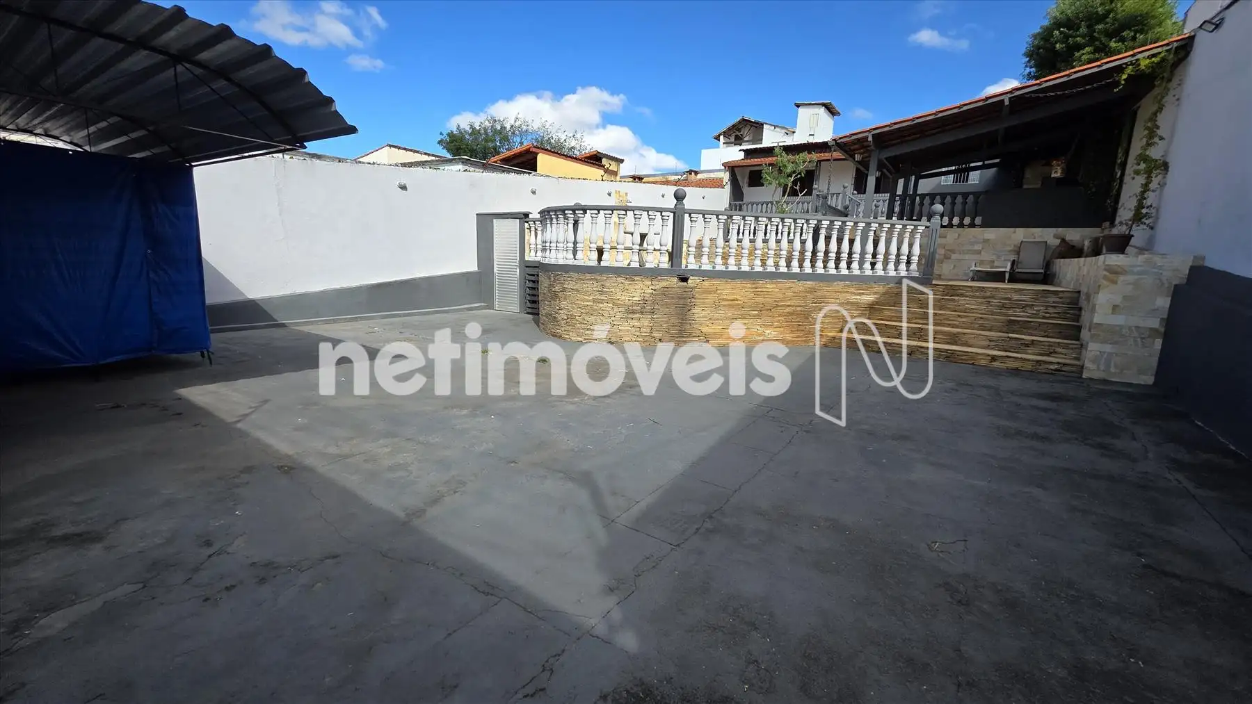 Casa para comprar com 120 m², 2 quartos, 1 banheiro, 5 vagas em Jardim Leblon, Belo Horizonte