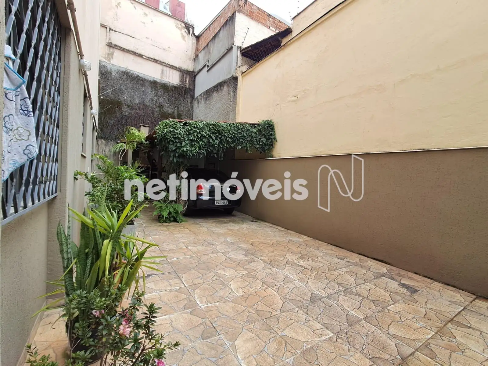 Área Externa + Garagem