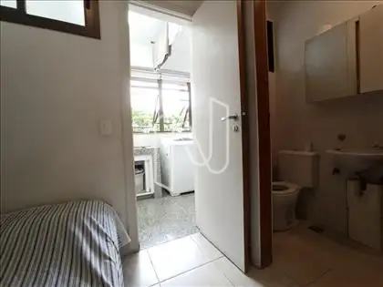  Quarto de Serviço