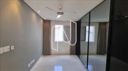 Suíte com Sala de Banho