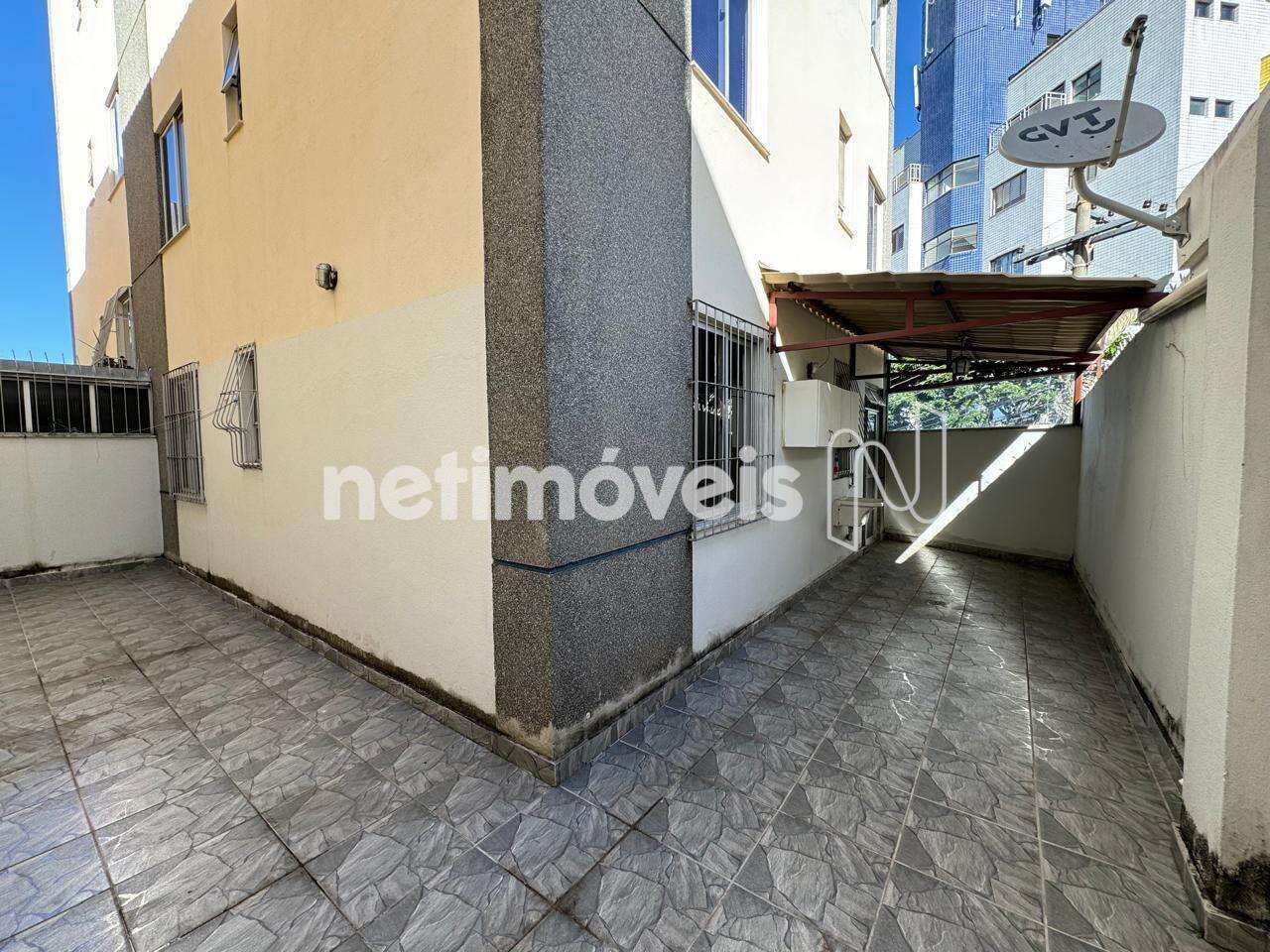 Espaço e área de serviço