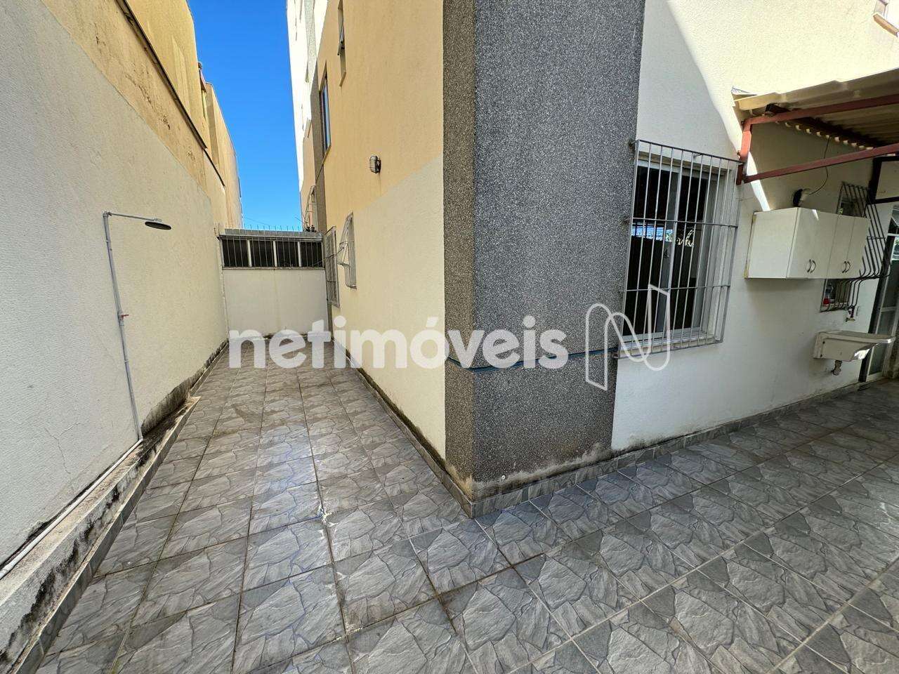 Espaço e área de serviço 