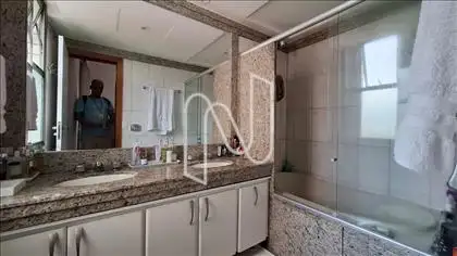 BANHIERO SUÍTE