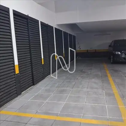 Garagem e quarto de despejo