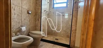 Banho semi suite 