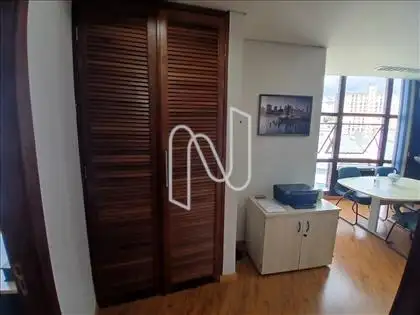 Armário que fica cozinha