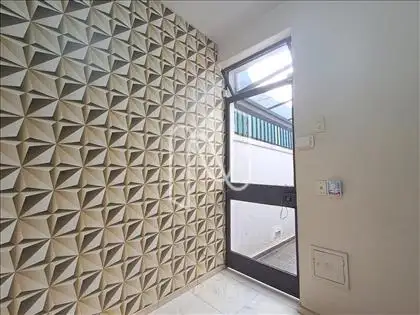 Acesso - Entrada do Prédio