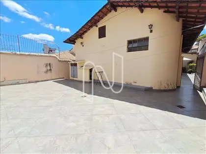  Quintal de Fundos 