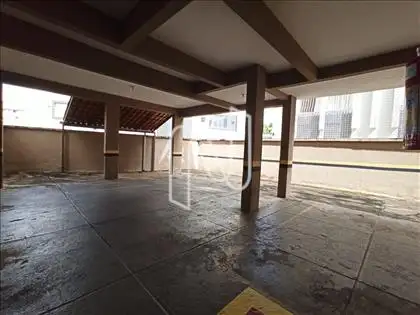 Área de Garagem 