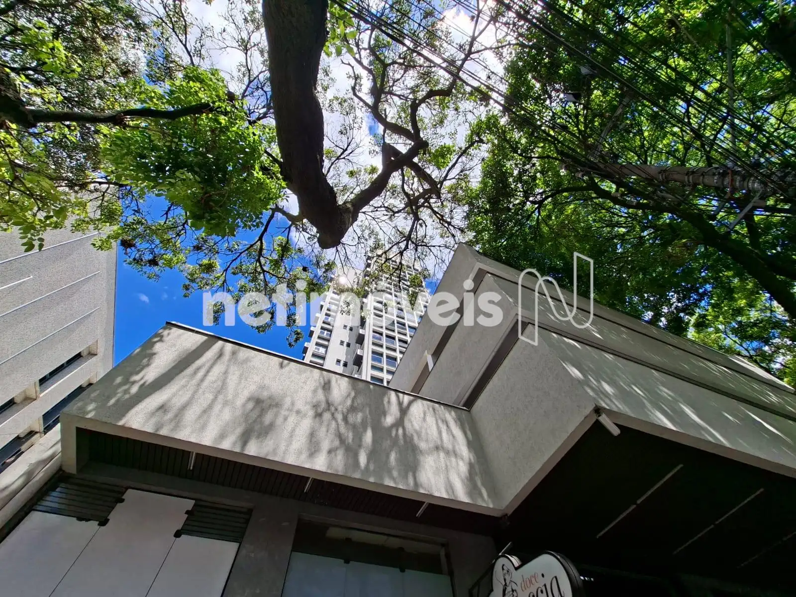 Sala para comprar com 23 m², 1 banheiro em Avenida Prudente de Morais, Santo Antônio, Belo Horizonte