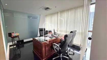 Sala anexa a sala de reuniões 