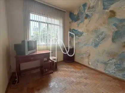 Quarto 02 