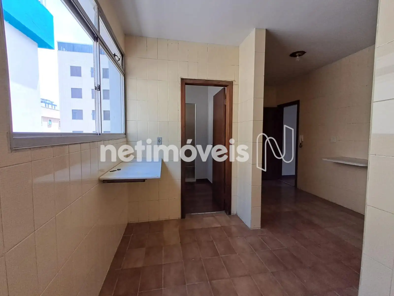Area de serviço com DCE