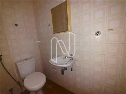 Banheiro de Serviço 